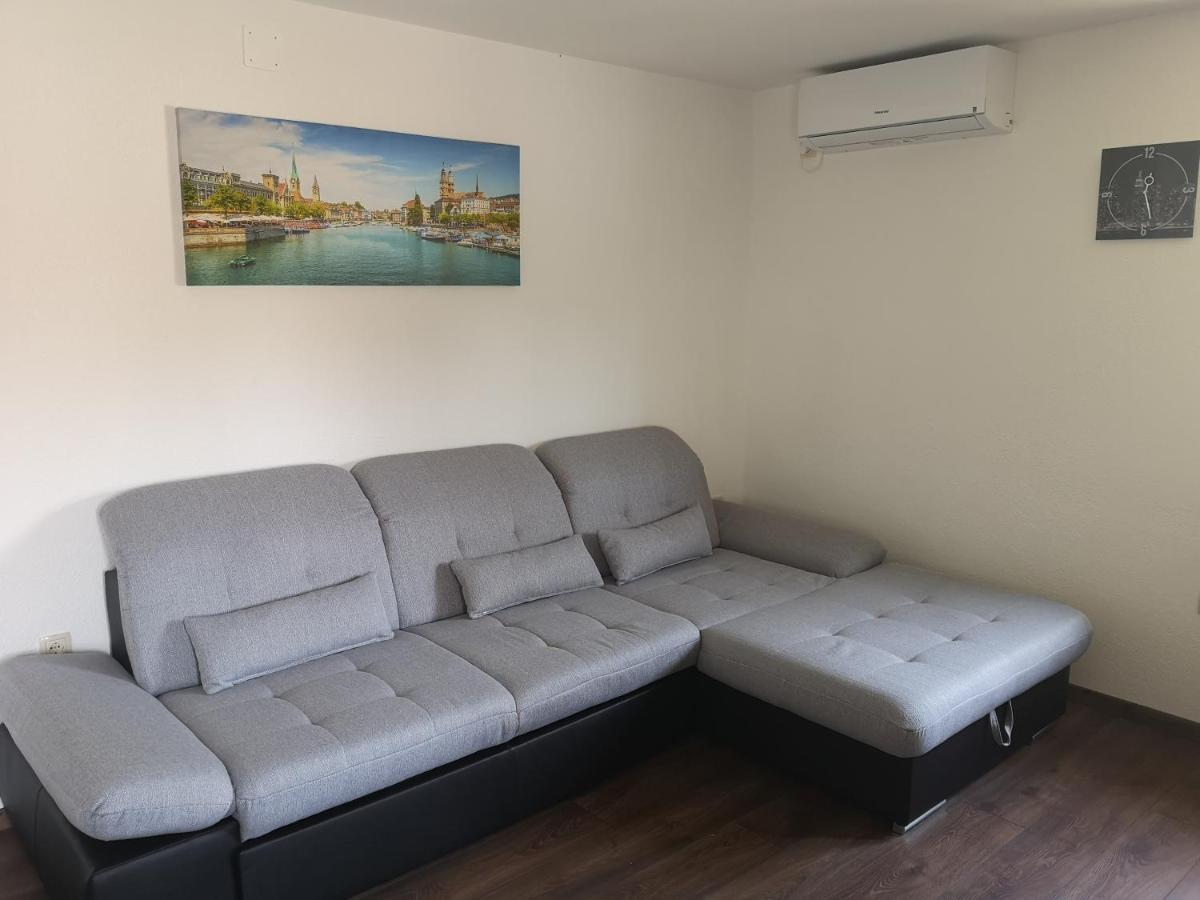 Apartmani Manda Omisalj Bagian luar foto